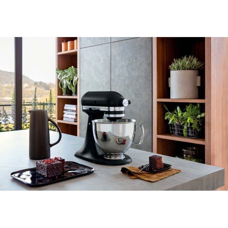 Кухонна машина KitchenAid Artisan 5KSM125EBM