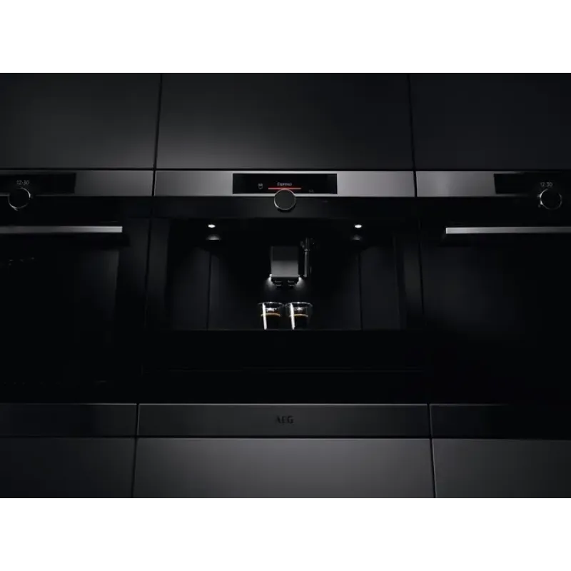 Кофемашина встроенная AEG KKK994500M