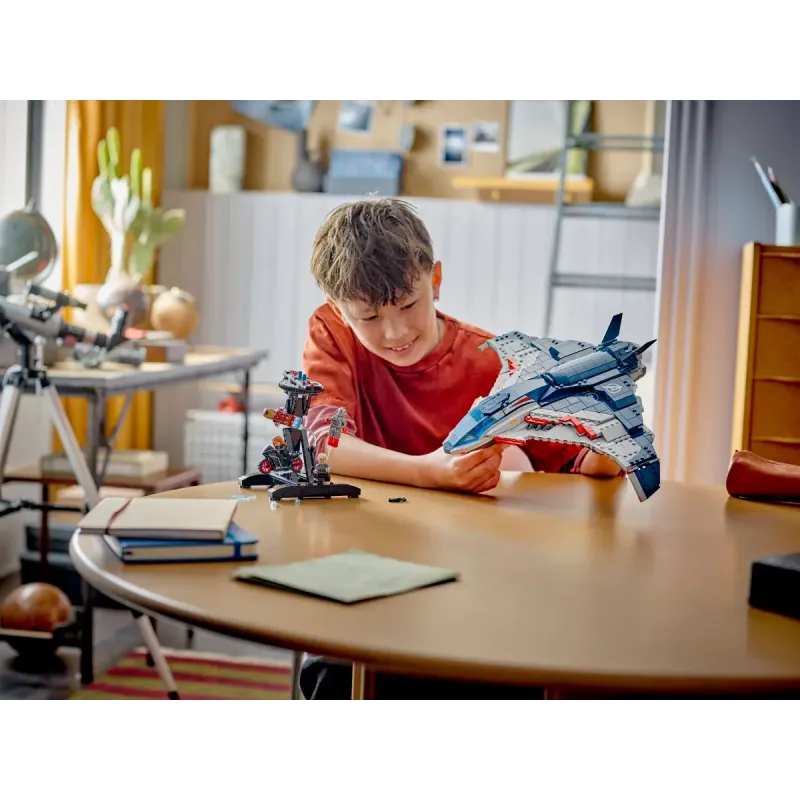 Конструктор LEGO Super Heroes Месники: Ера Альтрона Квінджет (76325)