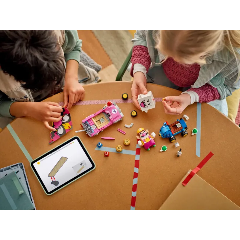 Конструктор LEGO Super Mario Mario Kart – Wario та King Boo (72038)