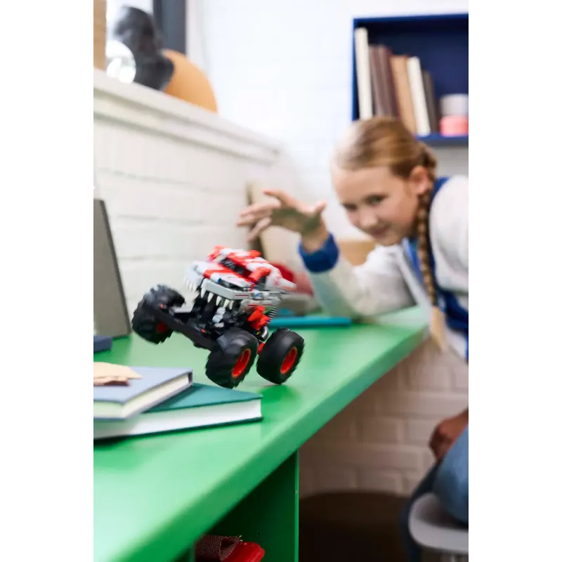 Конструктор LEGO Technic Monster Jam ThunderROARus з інерційним двигуном (42200)