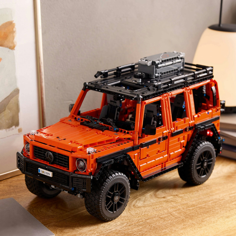 Конструктор LEGO Technic Mercedes-Benz G 500 Professional Line (42177)