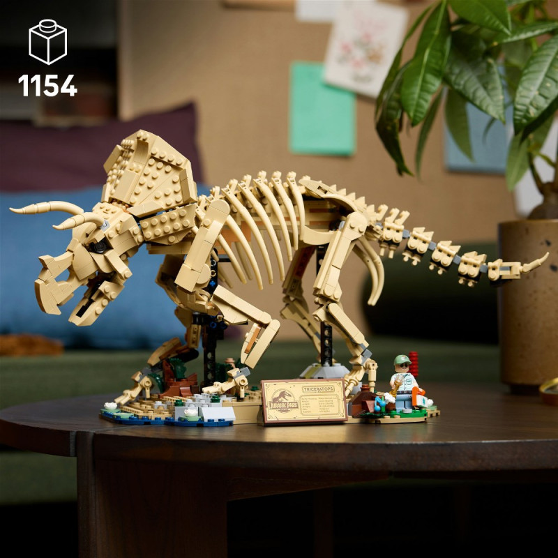 Конструктор LEGO Jurassic World Скамянілості динозаврів: трицератопс (77985)