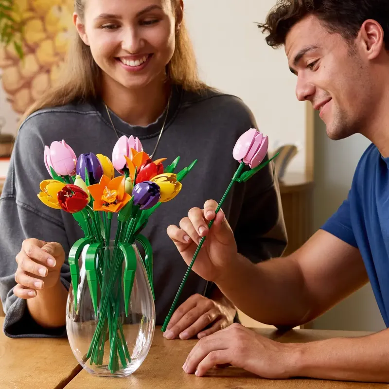 Конструктор LEGO Botanicals Букет тюльпанів (11501)