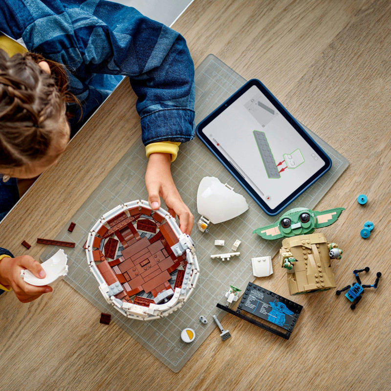 Конструктор LEGO Star Wars Ґроґу в повітряній колисці 1048 деталей (75403)