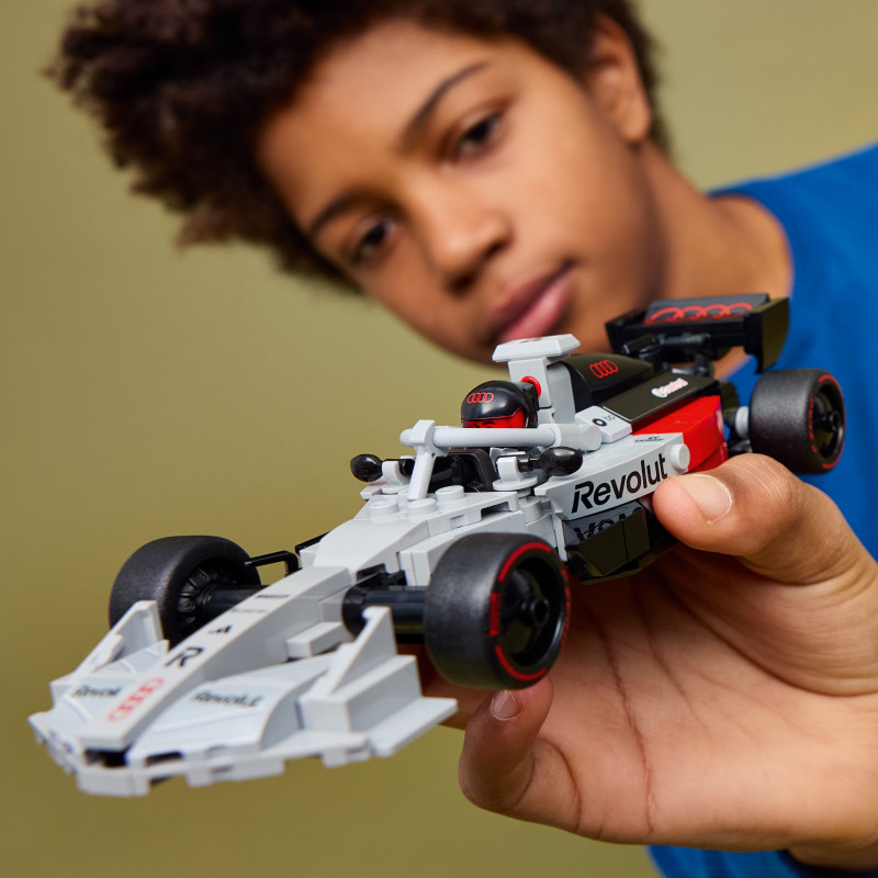 Конструктор LEGO Speed Champions авто Audi Revolut F1 (77259)