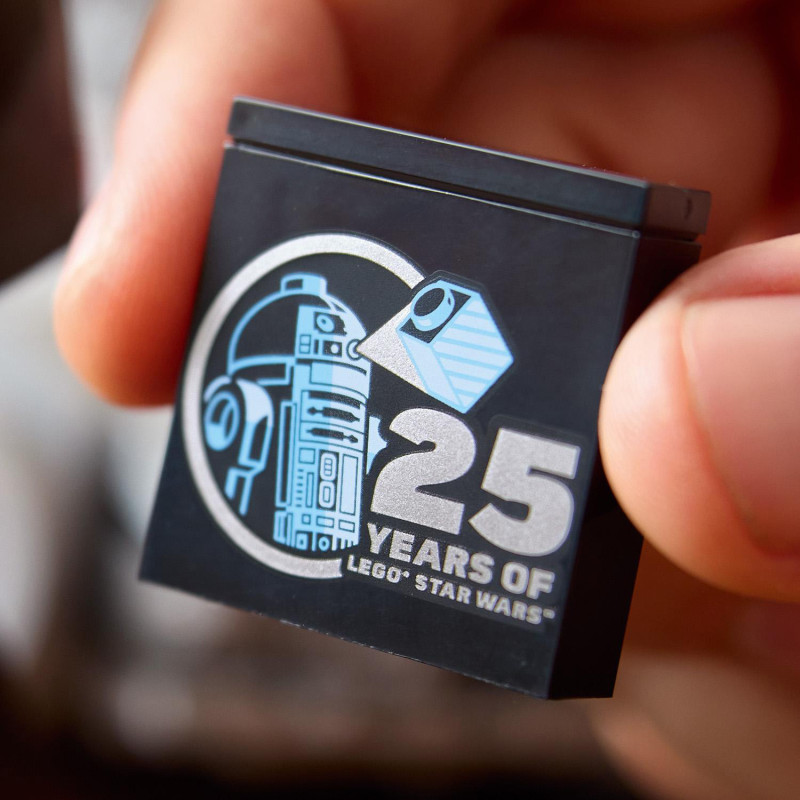 Конструктор LEGO Star Wars Тисячолітній Сокіл (75375)