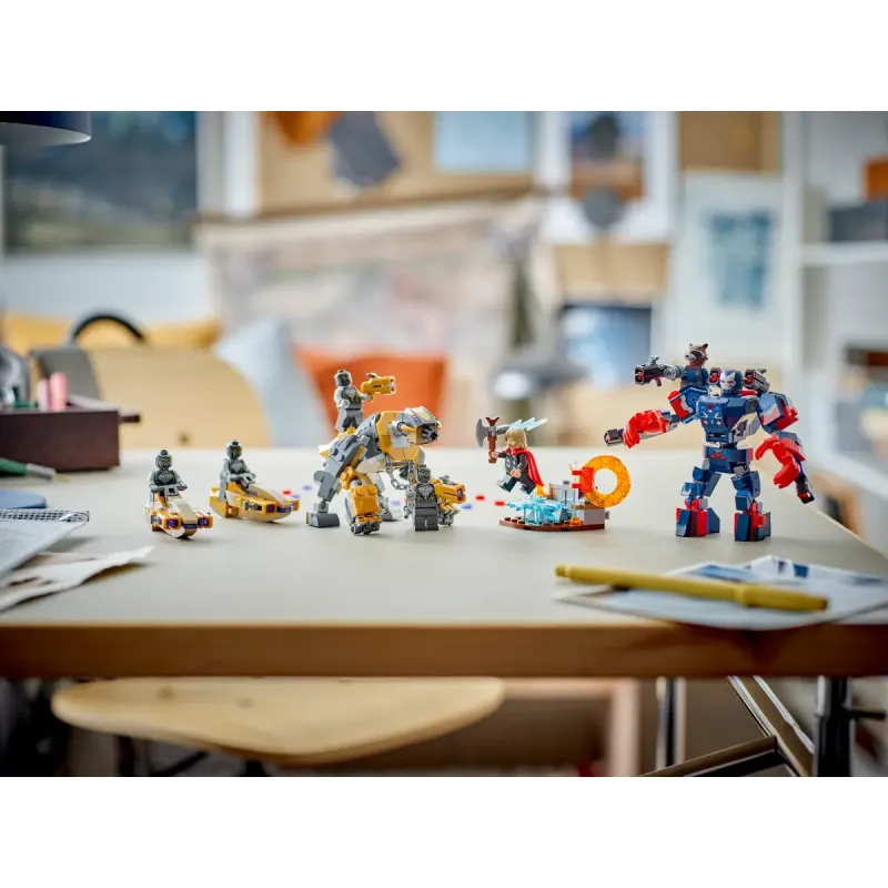 Конструктор LEGO Marvel Завершення Тор проти Чітаурі (76322)