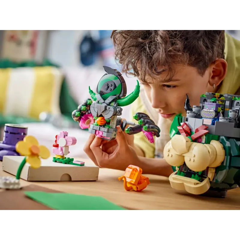 Конструктор LEGO Super Mario Prince Florian & Castle Bowser (72042)