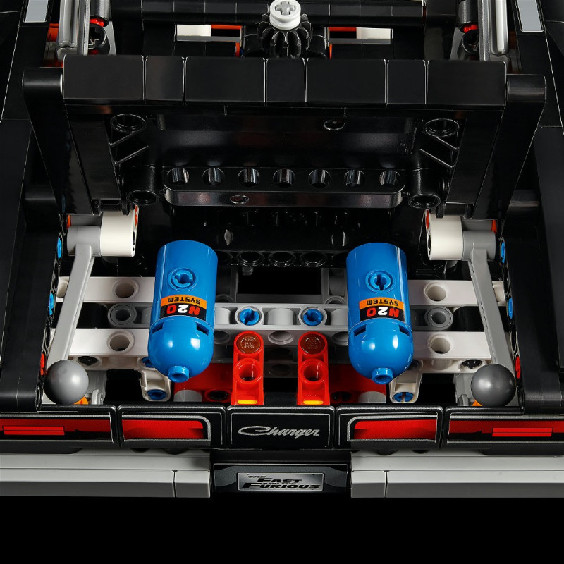 Конструктор LEGO Technic Форсаж Dodge Charger R/T (42231)