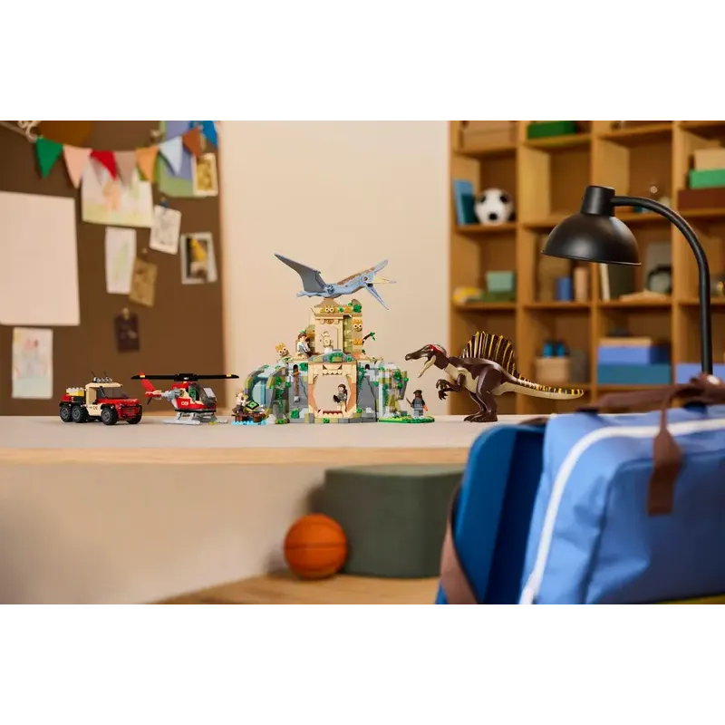 Конструктор LEGO Jurassic World Повітряна місія зі спинозавром та кетцалькоатлем (76976)