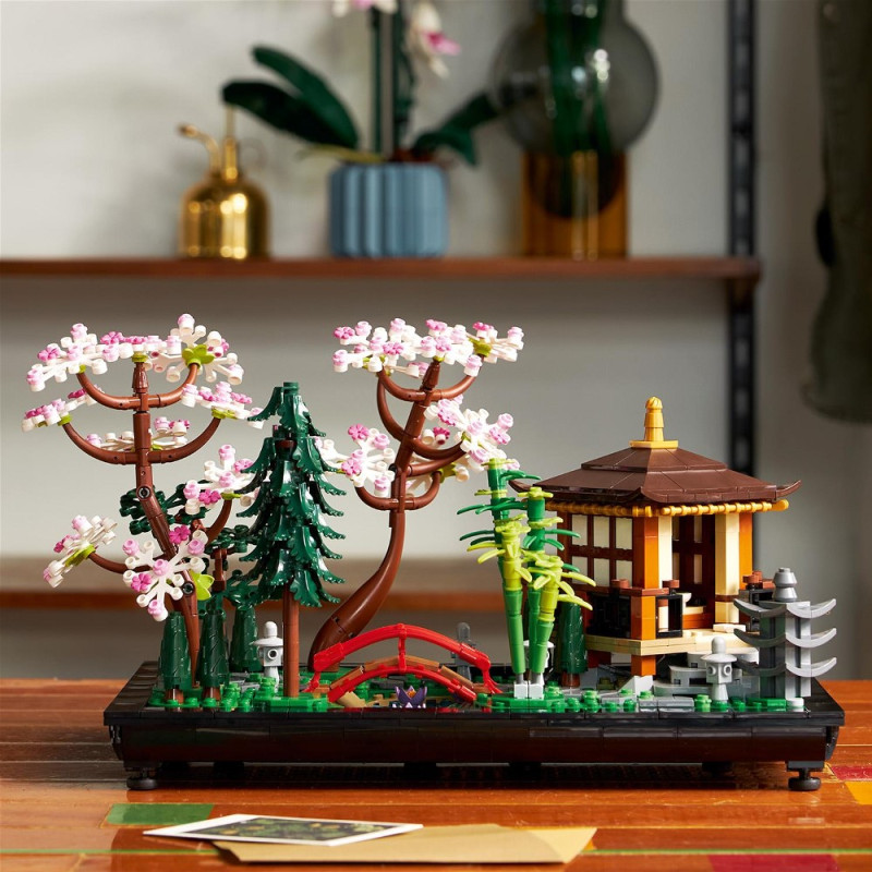 Конструктор LEGO Icons Тихий сад 10315