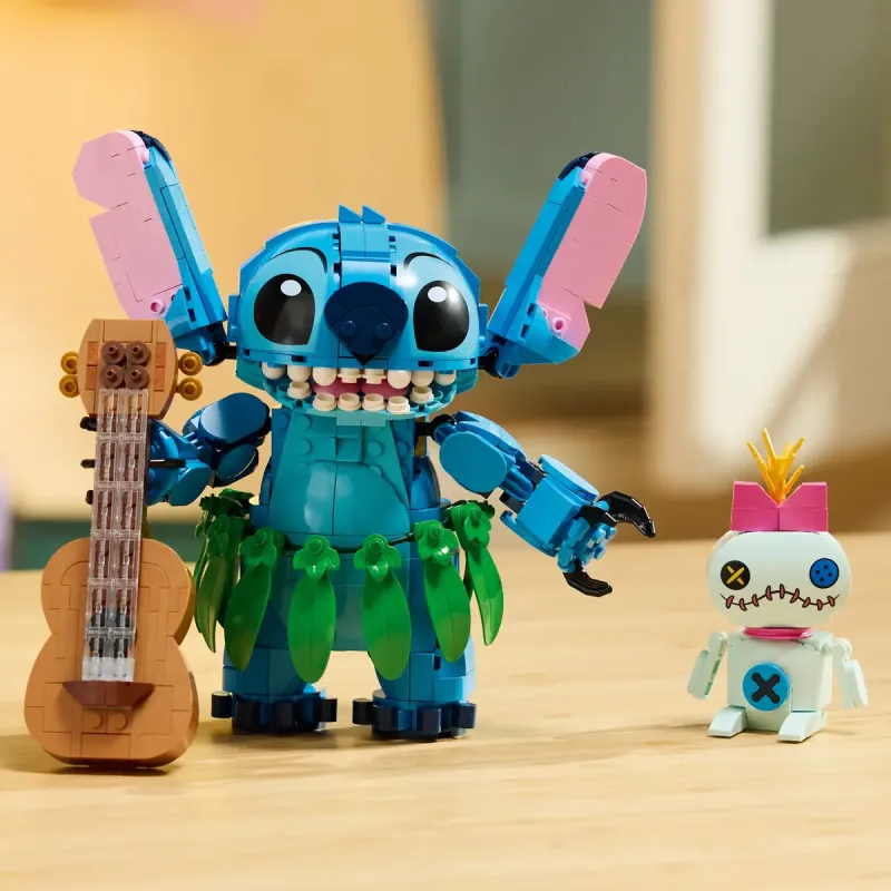 Конструктор LEGO Disney Стіч і Страхопудка (43296)