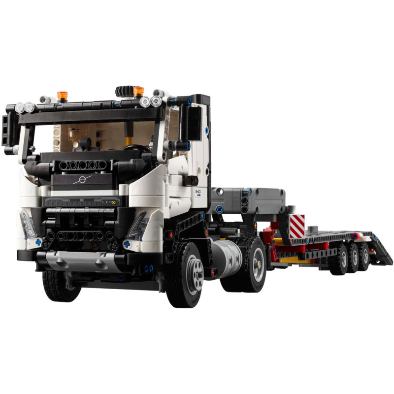 Конструктор LEGO Technic Вантажівка Volvo FMX та Електричний екскаватор EC230 42175