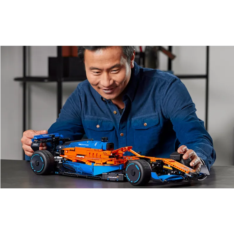 Конструктор LEGO Technic McLaren Formula 1 (42141)