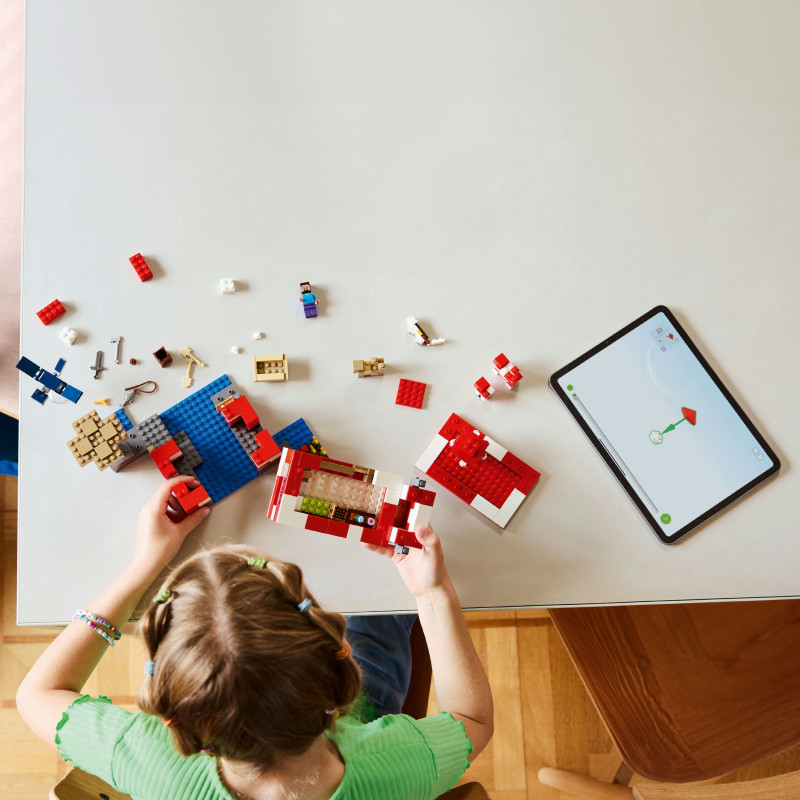 Конструктор LEGO Minecraft Грибний будинок (21270)