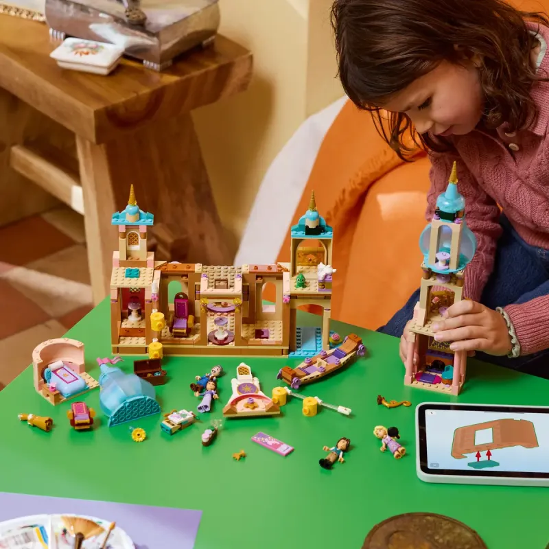 Конструктор LEGO Disney Princess Замок Рапунцель (43297)