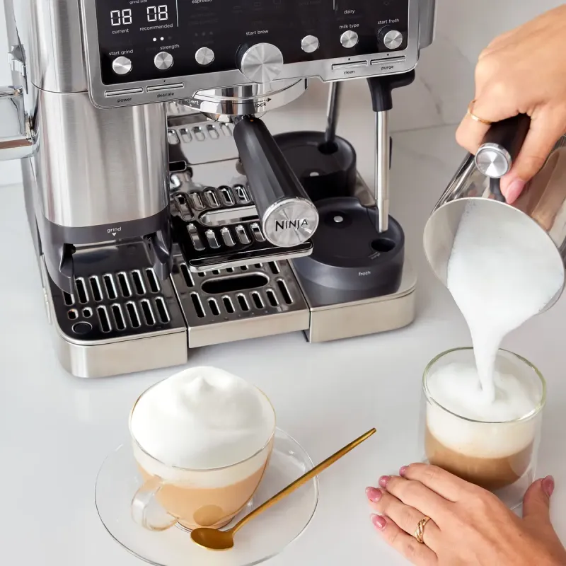 Кофемашина Ninja Luxe Cafe Essential Coffee Maker ES701EU