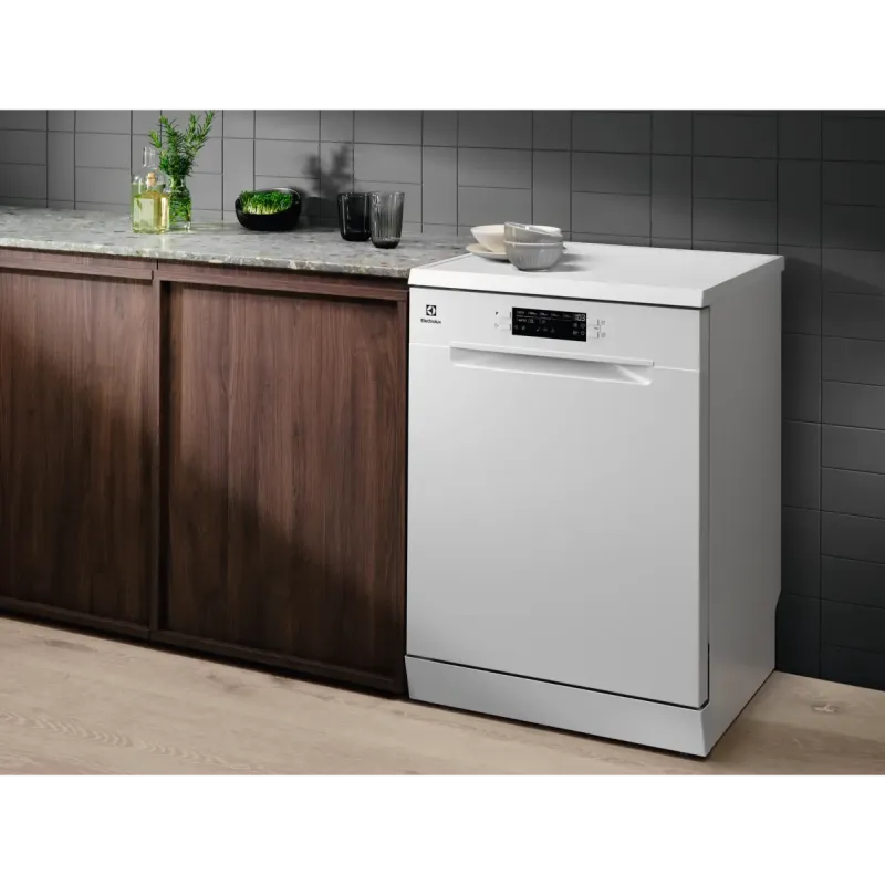 Посудомоечная машина Electrolux ESM48310SW
