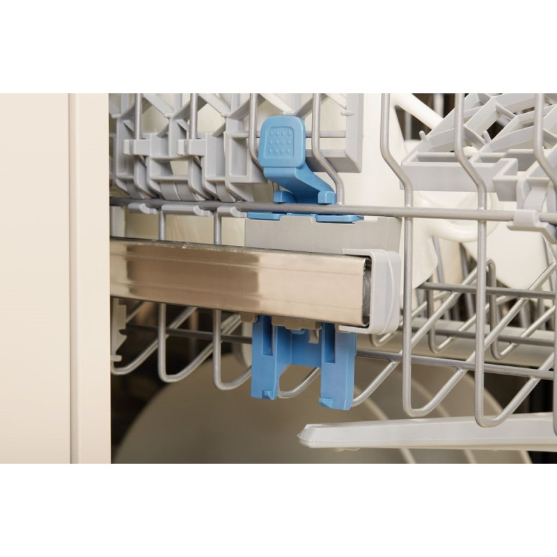 Indesit  DSFO3T224C