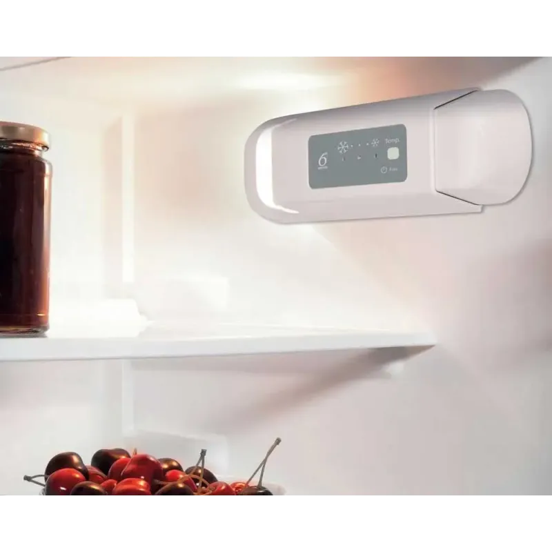 Вбудований холодильник Whirlpool WBUF 011