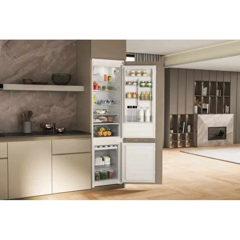 Вбудований холодильник Whirlpool WHC20D011B1