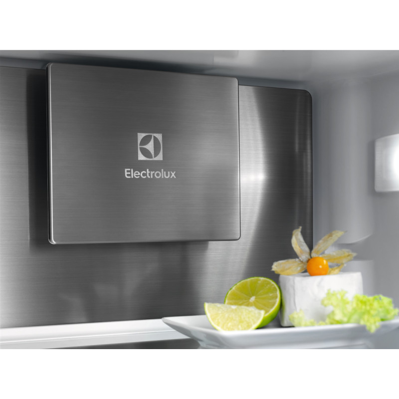 Вбудований холодильник Electrolux ENG8MD19S