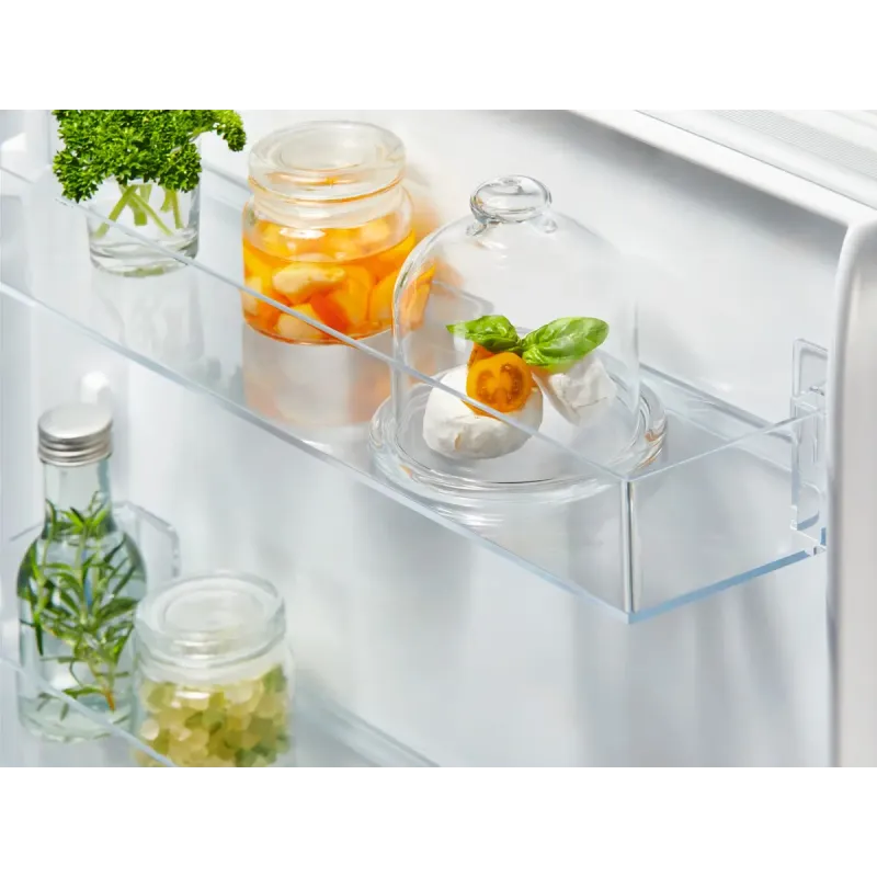 Вбудований холодильник Electrolux LNA6LE18S