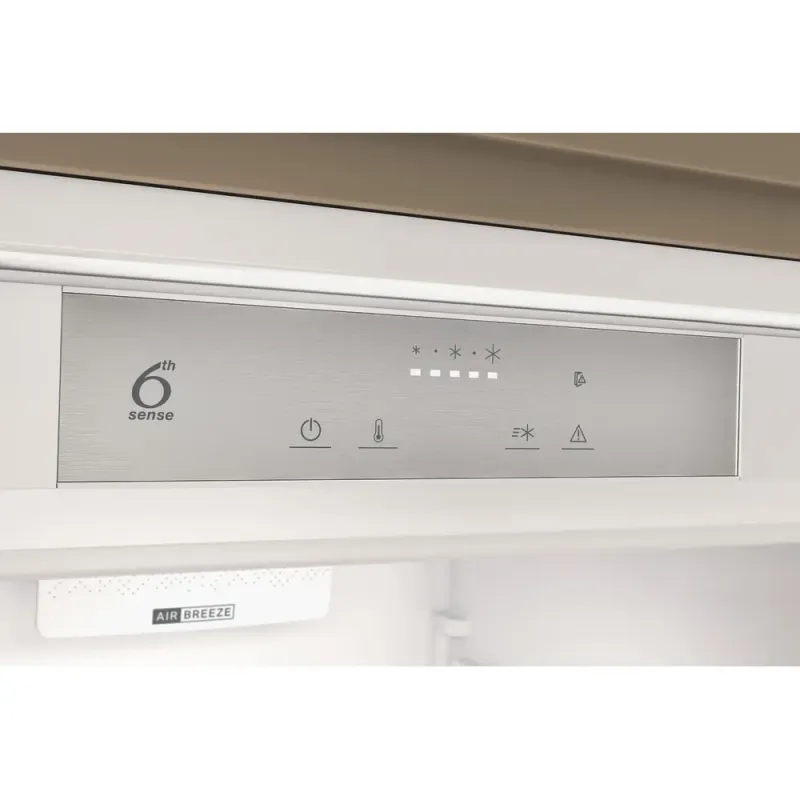 Встраиваемый холодильник Whirlpool WHC20D023B1SF