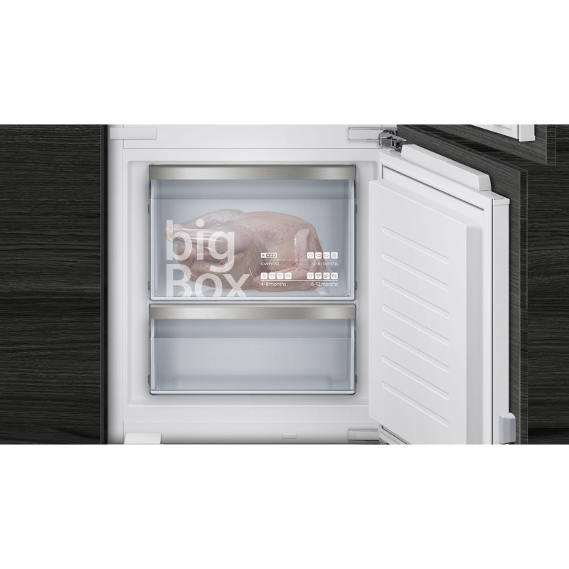 Встраиваемый холодильник Siemens KI87SAFE0N