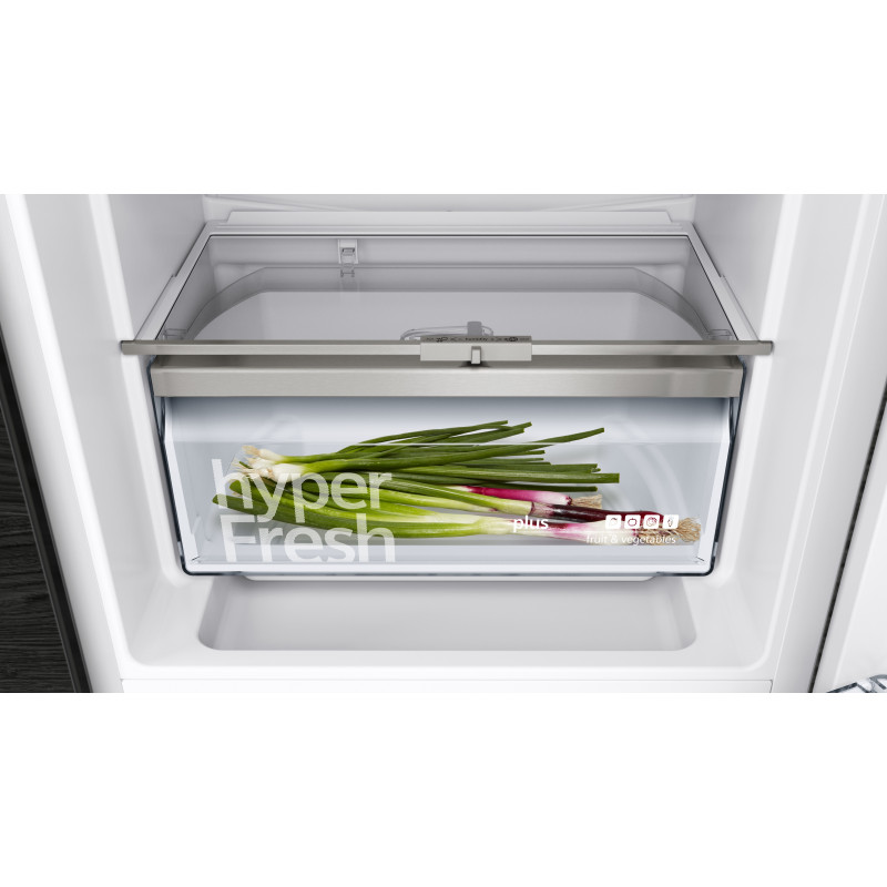 Встраиваемый холодильник Siemens KI87SAFE0N