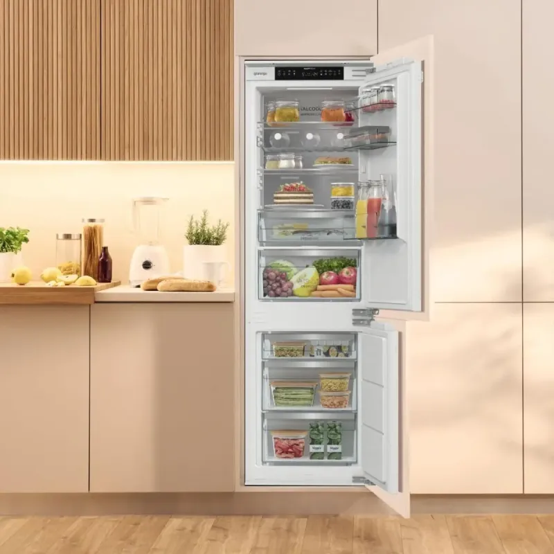 Встраиваемый холодильник Gorenje NRKI517E82WF