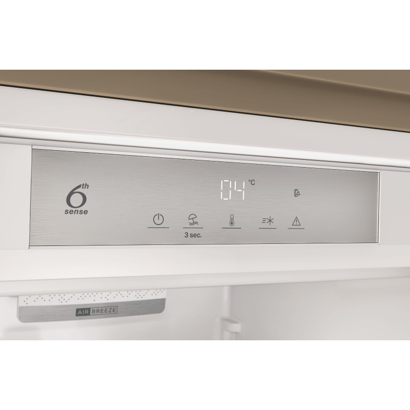 Встраиваемый холодильник Whirlpool WHSD18A013C1