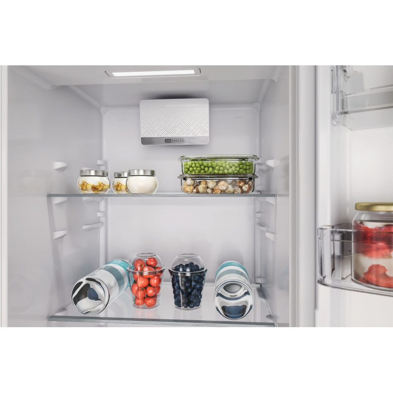 Встраиваемый холодильник Whirlpool WHSD18A013C1