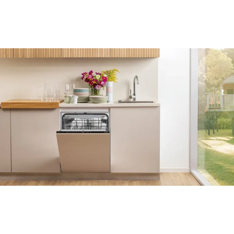 Встраиваемая посудомоечная машина Gorenje GV16D9