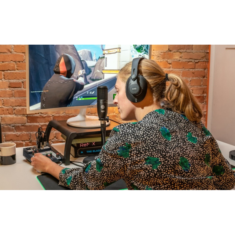 AKG K361