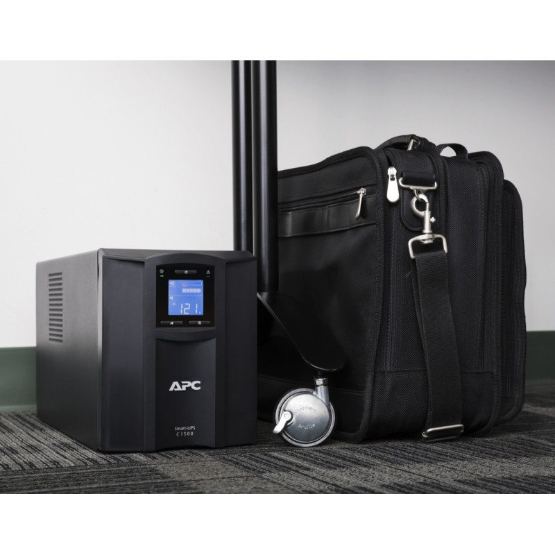 APC Smart-UPS C 1500VA 230V LCD IEC w/SmartConnect (SMC1500IC)