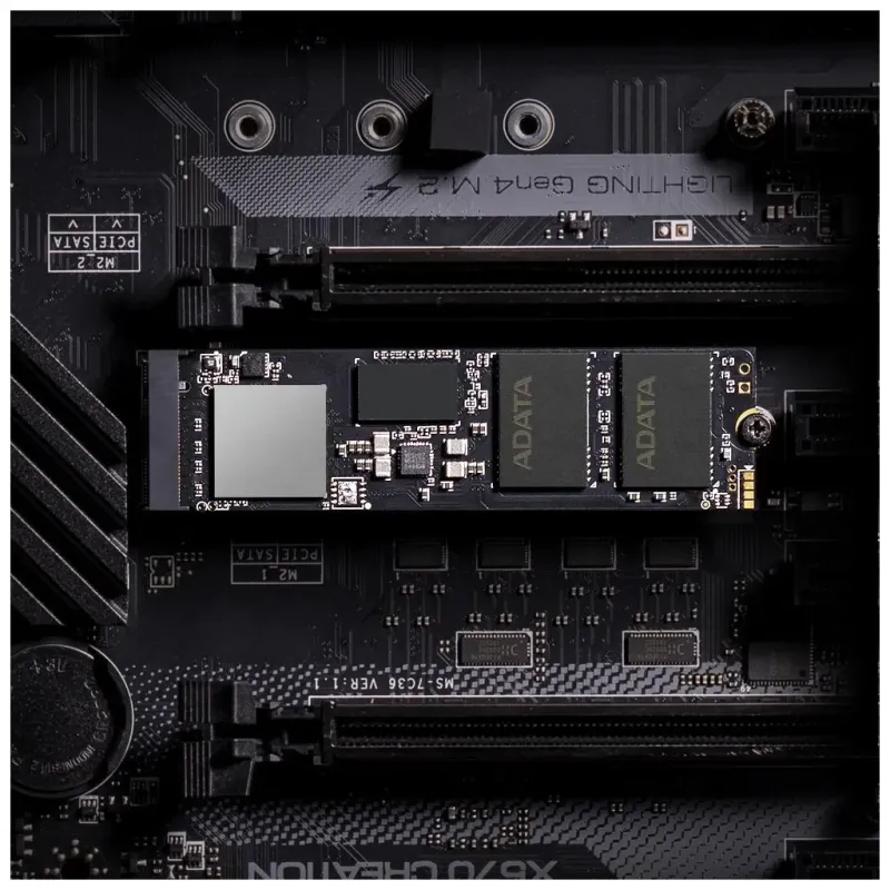 SSD накопитель ADATA XPG Gammix S70 Blade 1 TB (AGAMMIXS70B-1T-CS)