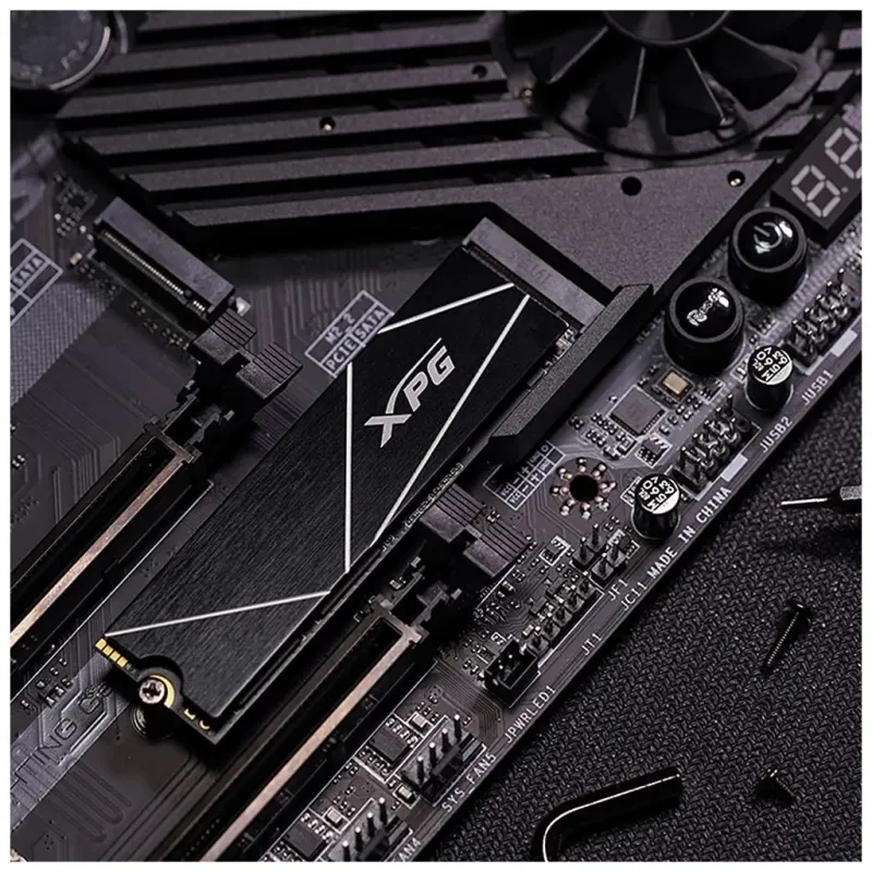 SSD накопитель ADATA XPG Gammix S70 Blade 1 TB (AGAMMIXS70B-1T-CS)