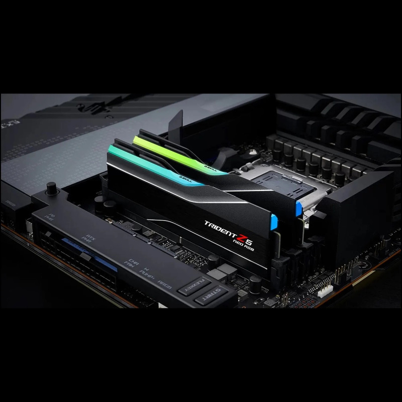Оперативная память G.Skill 32 GB (2x16GB) DDR5 6000 MHz Trident Z5 Neo RGB (F5-6000J2836G16GX2-TZ5NR)