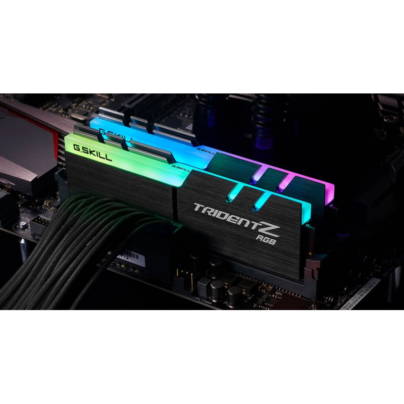 Оперативна пам'ять G.Skill DDR4-3200 16384MB PC4-25600 (Kit of 2x8192) Trident Z RGB Black (F4-3200C16D-16GTZRX)