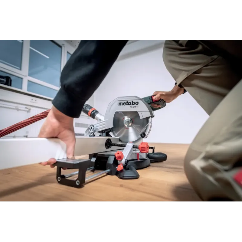 Дисковая пила Metabo KS 216 M (610216000)