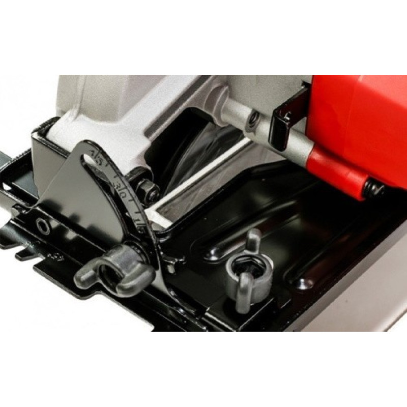 Makita M5802