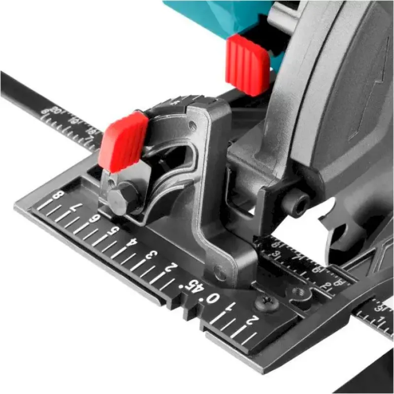 Дисковая пила Ronix 8902