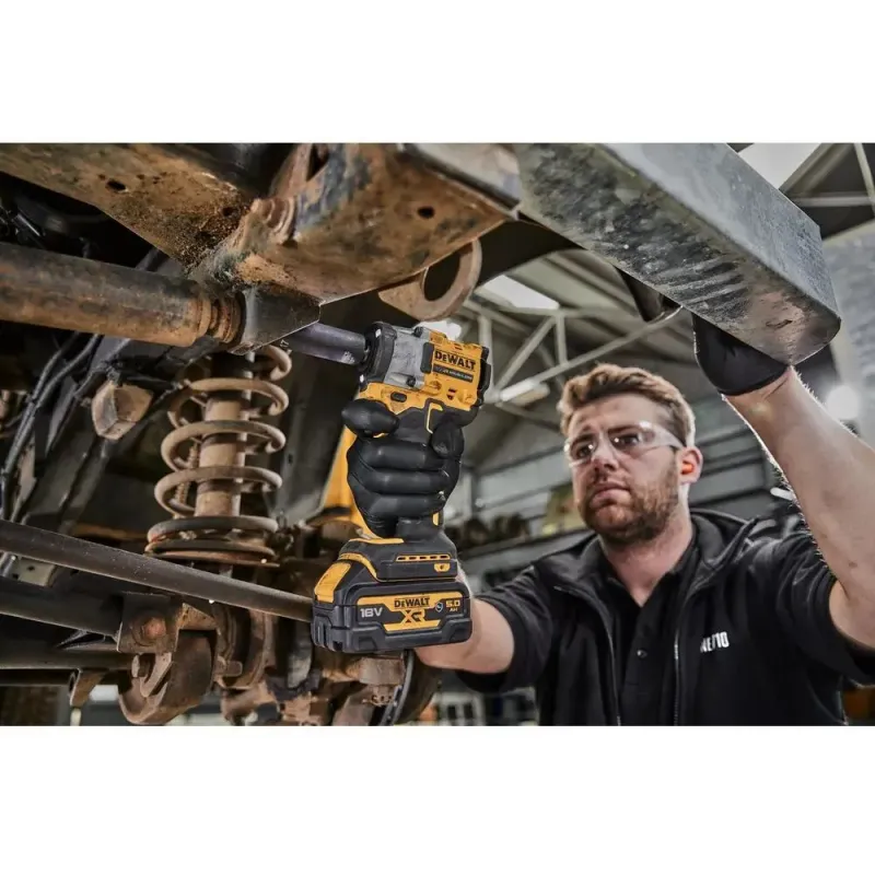 DeWALT DCF921NT