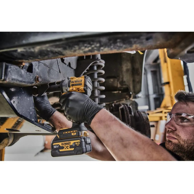 DeWALT DCF921NT