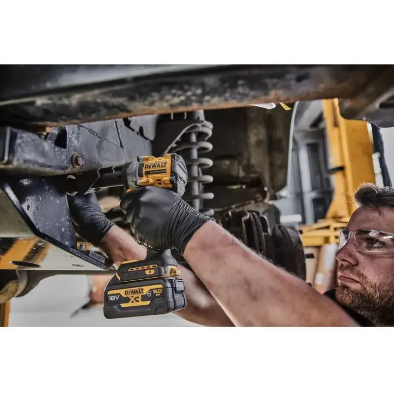 DeWALT DCF921NT