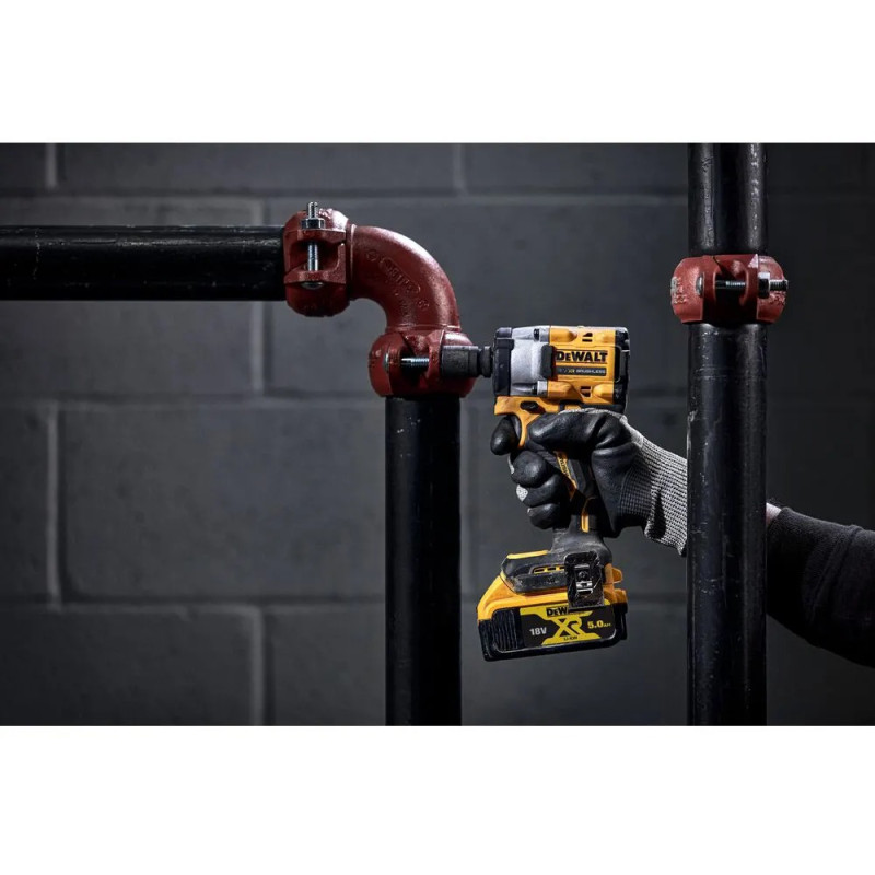 DeWALT DCF921NT
