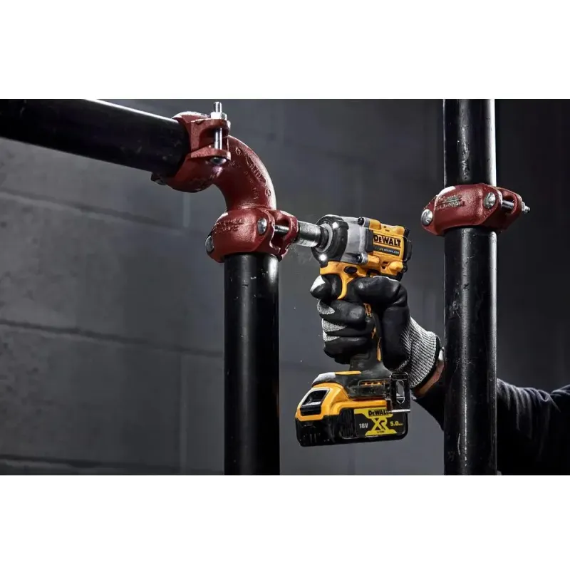 DeWALT DCF921NT
