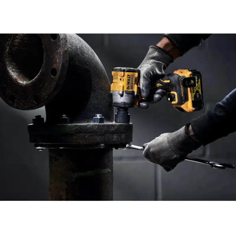 DeWALT DCF921NT